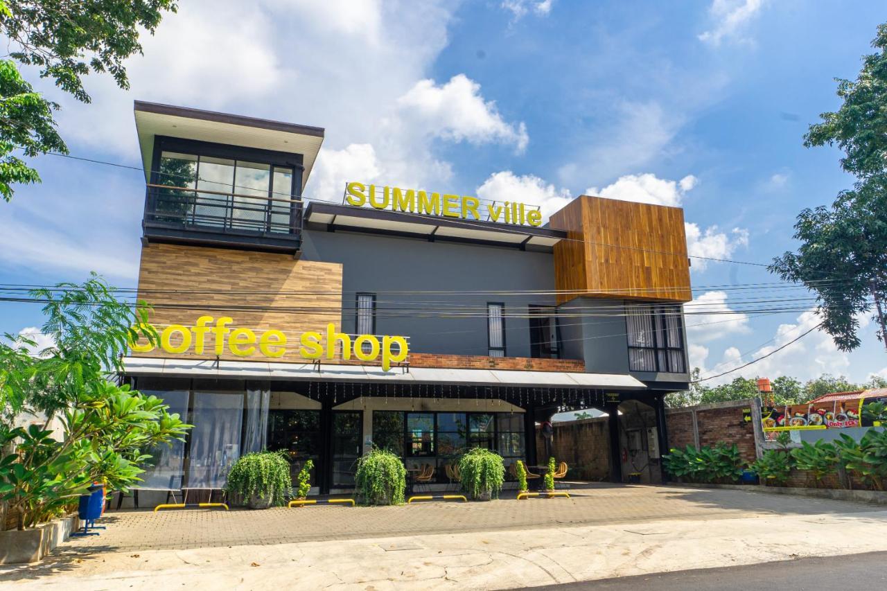 Hotel Summerville Маяленгка Экстерьер фото